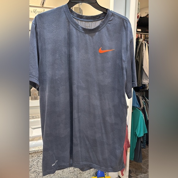 Nike Men's Gray Dri-FIT Tee with Orange Logo - Picture 1 of 1